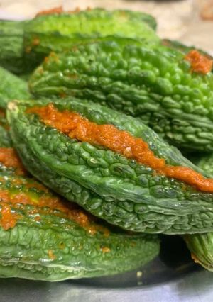 A picture of Stuffed karela.