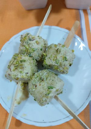 A picture of Casar pista Malai kulfi.
