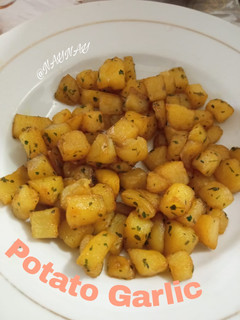 Foto resep Potato Garlic (Kentang Goreng Bumbu Bawang Putih)