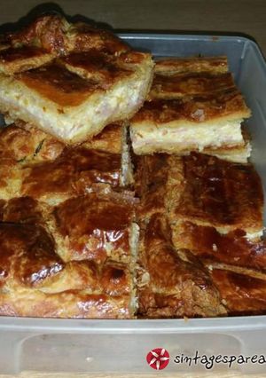 Φωτογραφία της συνταγής Σφολιάτα με ζαμπόν και τυριά άπαιχτη