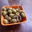 Olives marinées aux herbes et piment d'Espelette