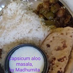 A picture of Capsicum aloo masala.