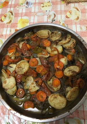 صورة لوصفة لحمه على ورق دوالي مع الخضره بتشهي 👌🏼😋