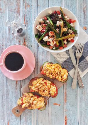 A picture of Egg sandwich & feta cheese salad #phopbylinimohd #batch17.