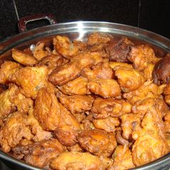 A picture of Ulli / Onion Vada.