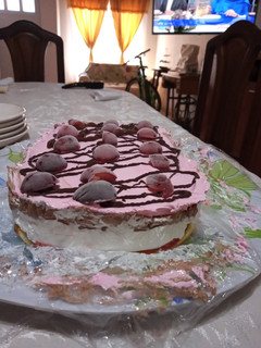 Una foto de Torta helada a lo dani az