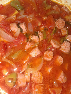 Una foto de Tomatada con salchicha