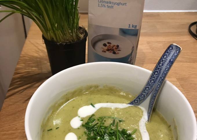 Recipe of Quick Potato &amp; Leek Soup