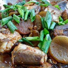 A picture of Braised whiting fish.