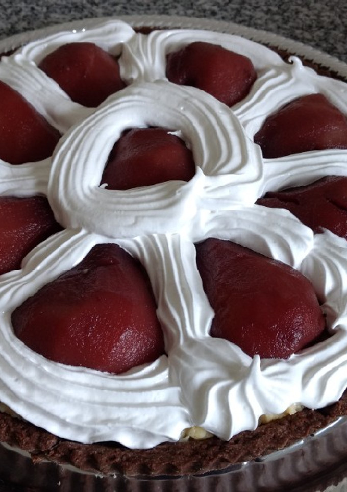 Una foto de Torta con peras al Borgoña