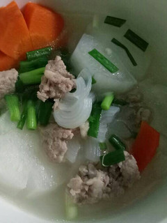 Hình của món Nui bò bằm.