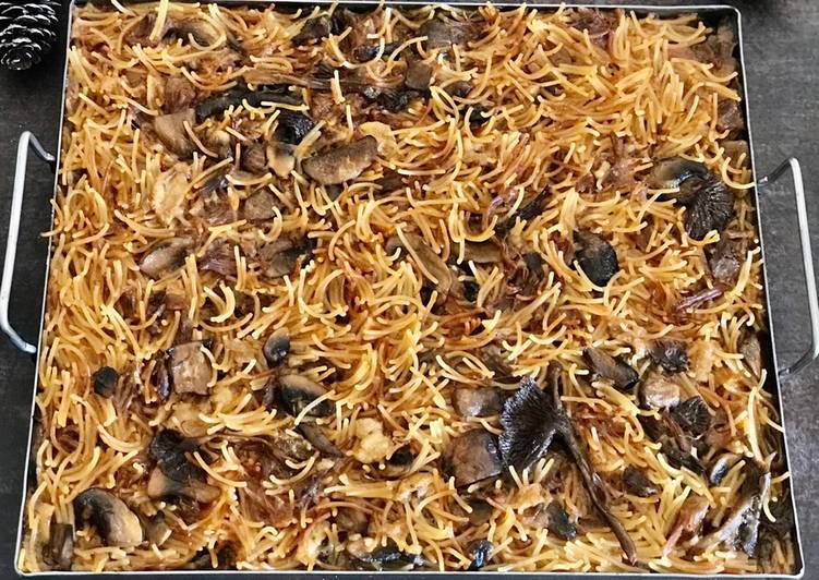 Fideuá de champiñones a la lata