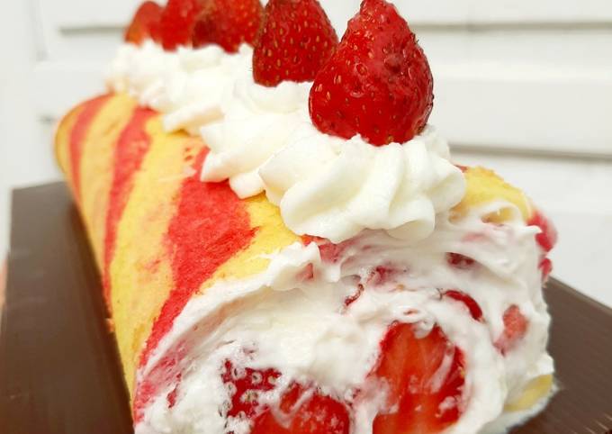 Resep 152. Roll Cake Strawberry ala Farah Quinn yang Lezat Sekali