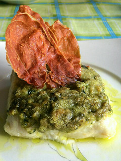 Una foto de Merluza gratinada con pesto
