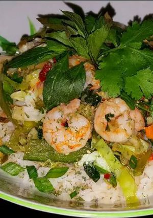 A picture of Mike's Spicy Garlic Thai Shrimp & Rice.