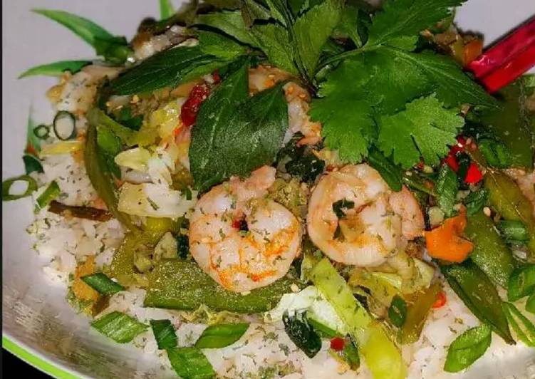 Step-by-Step Guide to Prepare Any-night-of-the-week Mike&#39;s Spicy Garlic Thai Shrimp &amp; Rice