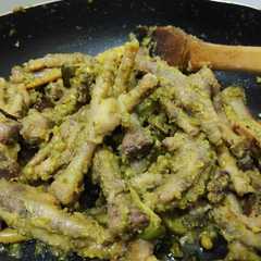 A picture of Ceker Cabe Hijau.