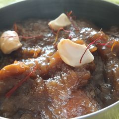 A picture of Asoka Halwa / Moong Dal halwa.