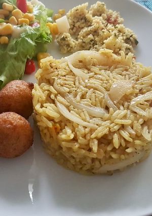 Une photo de Riz au safran
