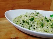Una foto de ensaladas gourmet