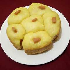 A picture of Roti Sosis Eggless #magicom.