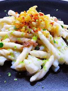 Foto di Strozzapreti con cavolfiore e salsa di alici