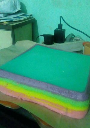 Foto resep Rainbow cake kukus simple