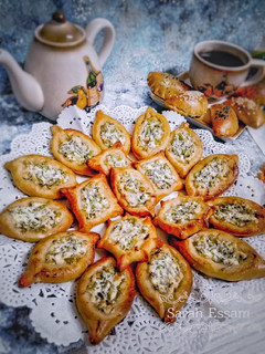 صورة لوصفة مناقيش بالجبنة والبقدونس 😋👌🌿
