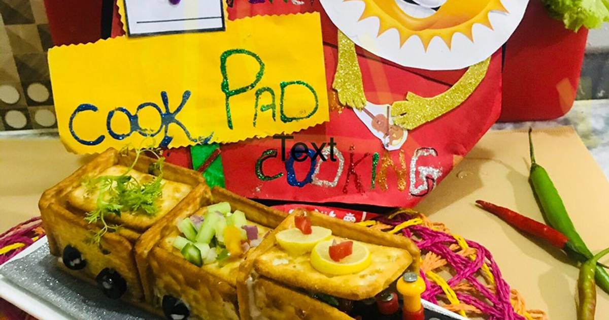 Tuc biscuits 🚂 train Recipe by Meerab Rais Cookpad