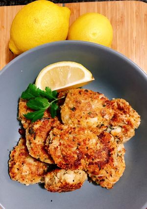 A picture of Sans Potato Sunflower Seeds Fishcakes.
