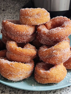 Una foto de Roscos fritos
