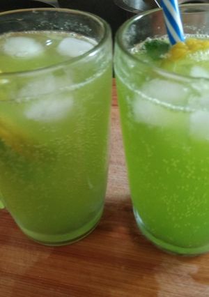 लेमन मैंगो मोजितो (Lemon Mango mojito recipe in hindi) रेसिपी मुख्य फोटो