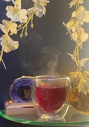 कच्ची हल्दी और दालचीनी की चाय (इम्युनिटी बूस्टर) रेसिपी मुख्य फोटो