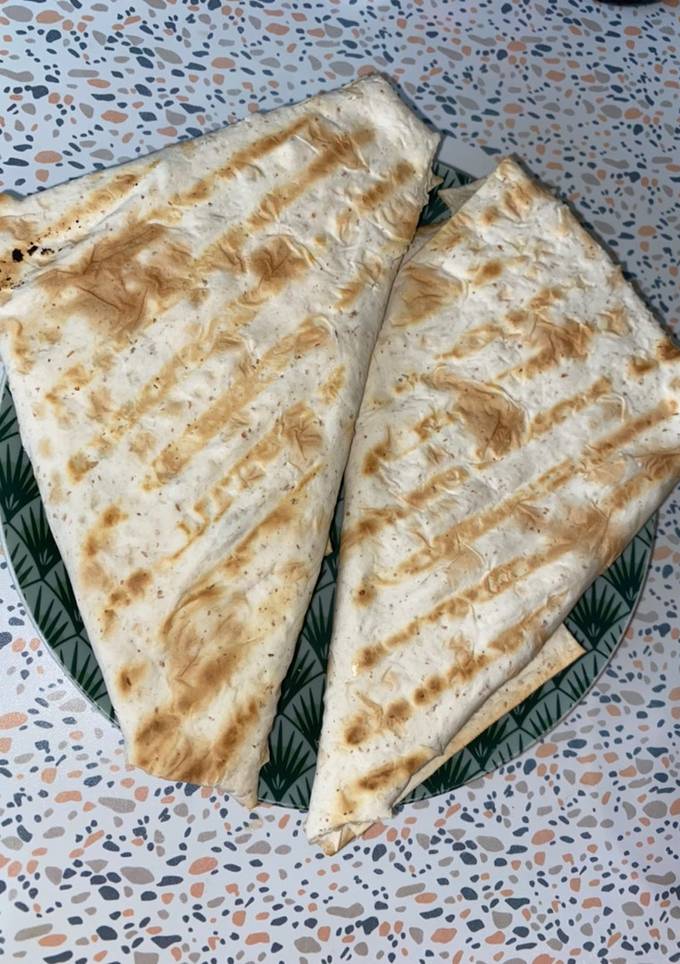 Сладкая закуска из лаваша