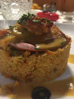 Una foto de Cuscus con bogavante 🦂