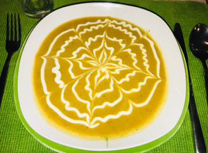 Una foto de Crema de castañas y apio