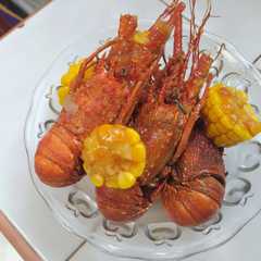 A picture of Lobster Asam Manis.
