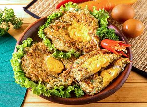 Foto resep Resep Bakwan Selada Telur