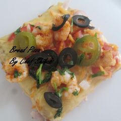A picture of Bread mini pizza.