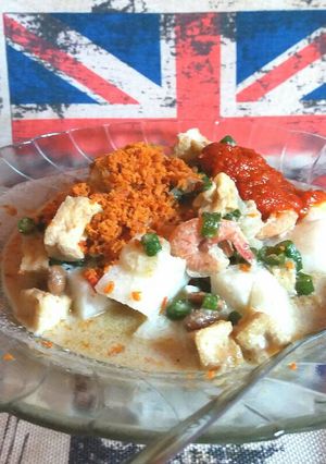 Foto resep Lontong kuah taucho udang dan sambal bajak