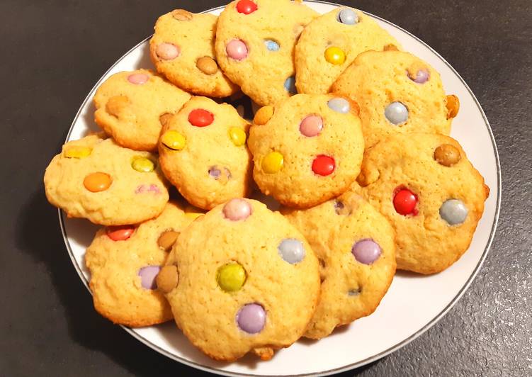 Recette Appétissante Cookies SMARTIES - NOISETTE Recette Appétissante Cookies SMARTIES - NOISETTE