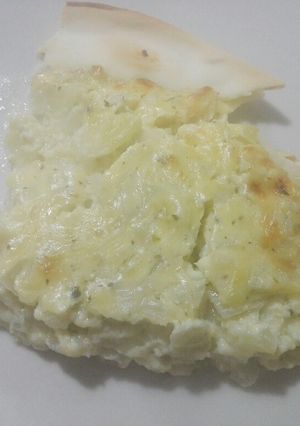 Una foto de Tarta de cebolla y queso al vino blanco (apto para celíacos)