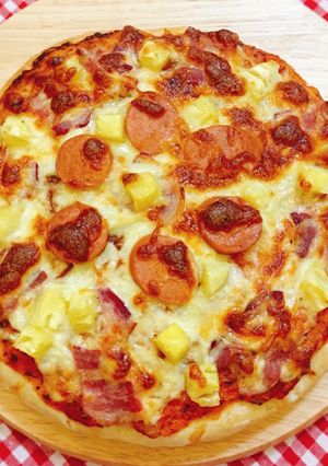 Hình của món Pizza Hawaii.