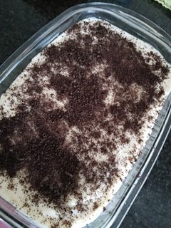 Una foto de Cheesecake de oreo y chocolate blanco