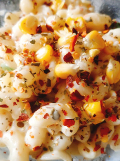 વાઈટ સોસ પાસ્તા(White Sauce Pasta Recipe in Gujarati) રેસીપી મુખ્ય ફોટો
