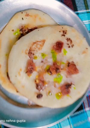 सूजी के उत्तपम (Suji ke uttapam recipe in Hindi) रेसिपी मुख्य फोटो