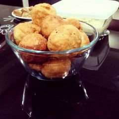 A picture of Urad dal dry kachori.