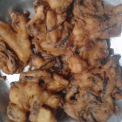 Besan Pakoda A picture of Besan Pakoda.