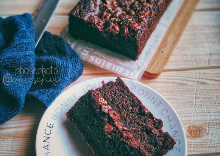 Rich & Moist Choc Banana Bread