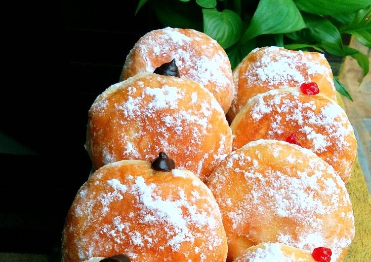 Langkah Mudah untuk Menyiapkan Donut bomboloni super empuk yang Sempurna